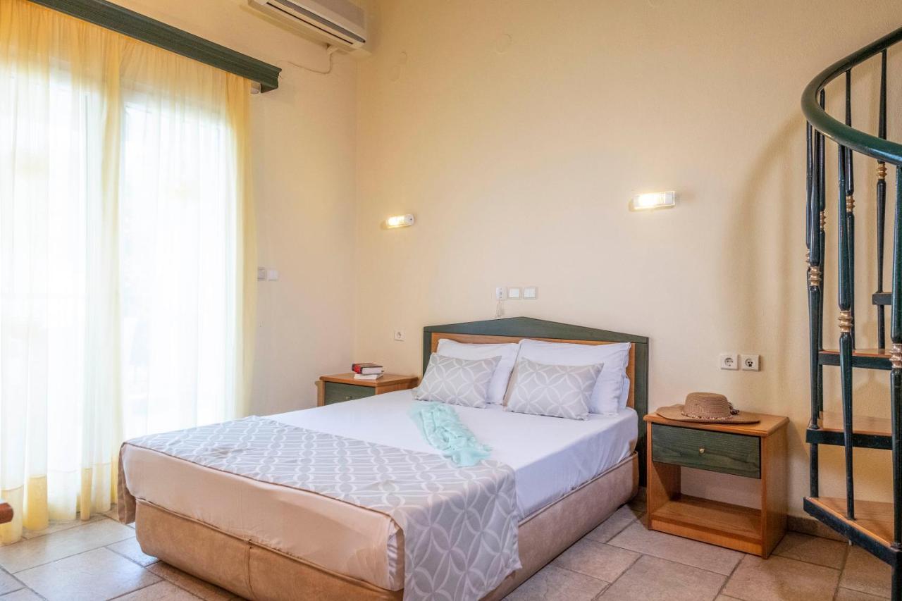 Aristides Hotel Fourka Ngoại thất bức ảnh