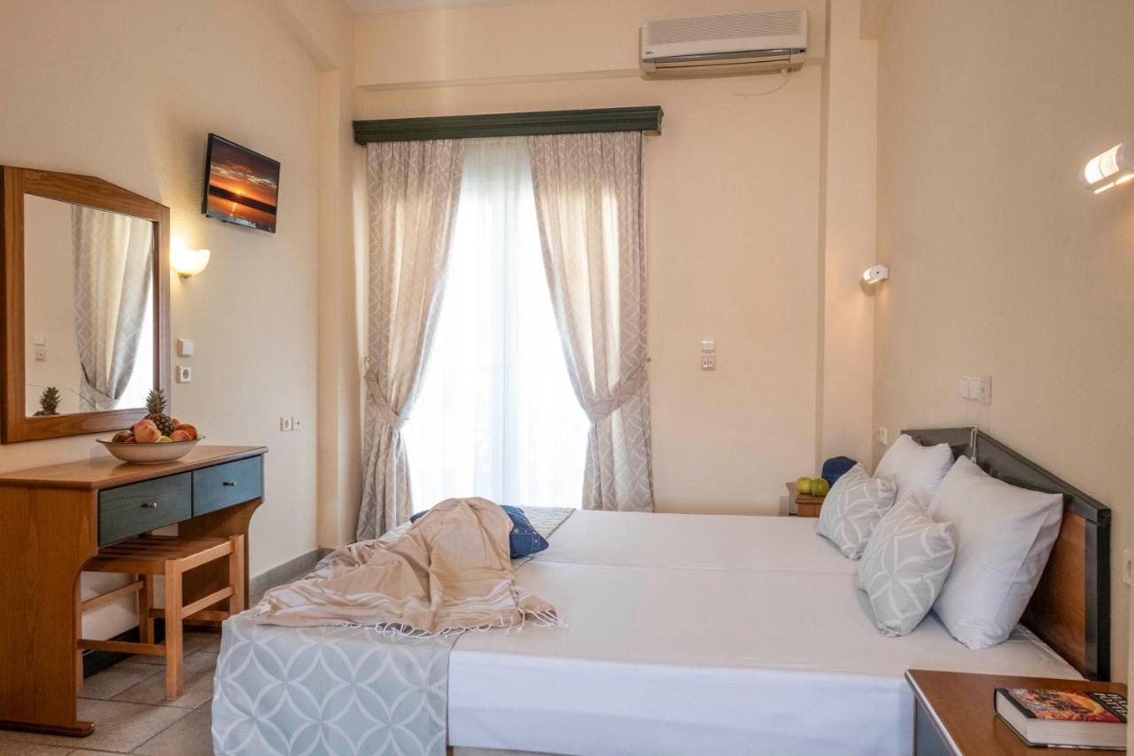 Aristides Hotel Fourka Ngoại thất bức ảnh