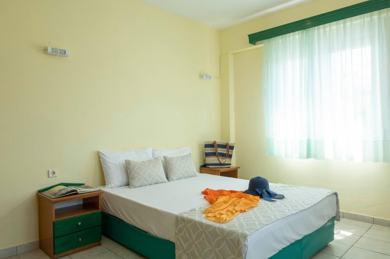 Aristides Hotel Fourka Ngoại thất bức ảnh