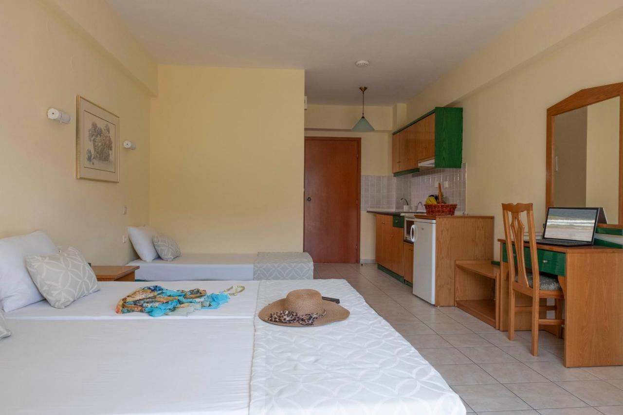 Aristides Hotel Fourka Ngoại thất bức ảnh